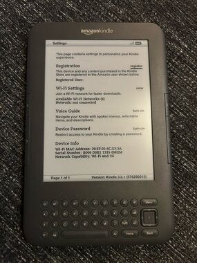 Amazon Kindle Keyboard (3) E-Reader with case